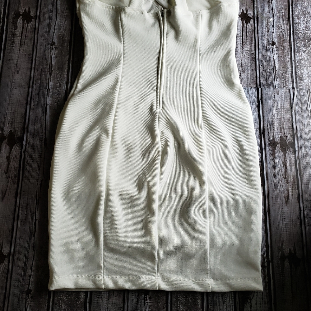 Emerald Sundae White Criss-Cross Dress - Picture 5 of 6